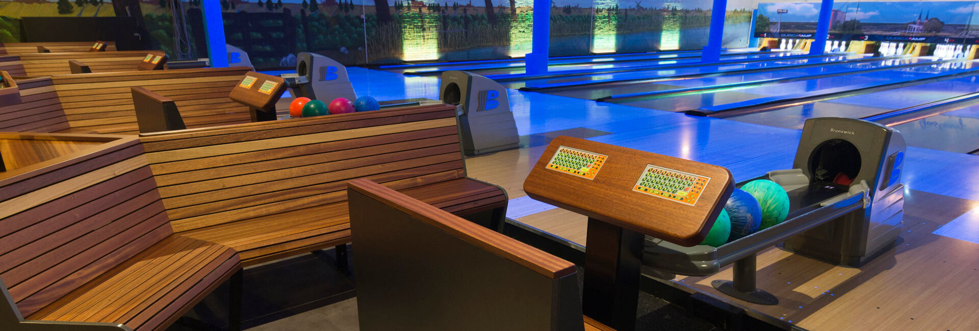 Bowling lanes and seats - Route directions - Gasterij 't Karrewiel
